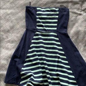 Strapless express dress